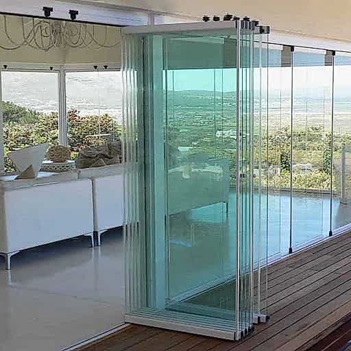 Katlanır Cam Balkon Sistemi - Şık ve Fonksiyonel Çözüm